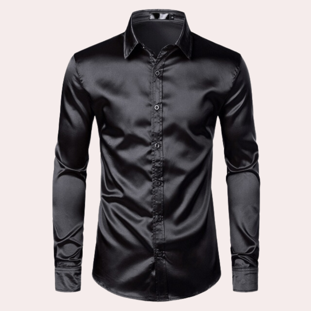 Stylish men's shirt with long sleeves