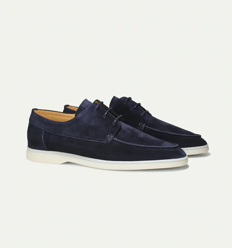 Shoes — view 3