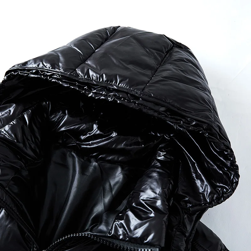 Men’s puffer jacket with weather-resistant finish